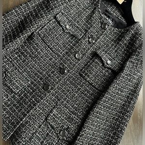 Chanel tweed jacket in Excellent condition